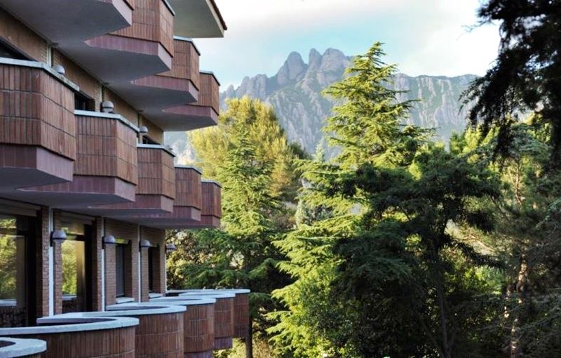 Checkin Montserrat Collbato Luaran gambar
